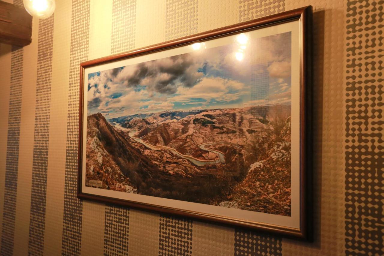 Pirocanac Rooms & Restaurant "Breakfast-Lunch-Dinner" ปิโรต์ ภายนอก รูปภาพ